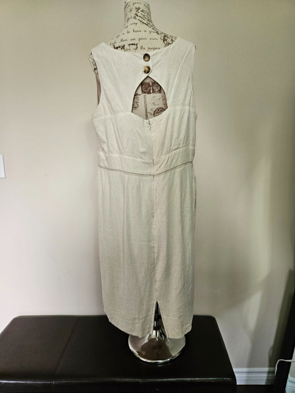 Linen Dress - Picture 4 of 12